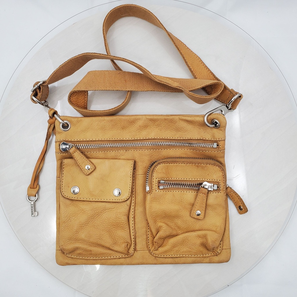 Vintage Y2K Fossil Sutter Tan Leather Small Crossbody Bag Slim Pockets Organizer